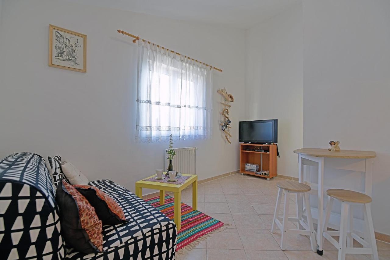 Apartments Biba Hvar Χβαρ Εξωτερικό φωτογραφία