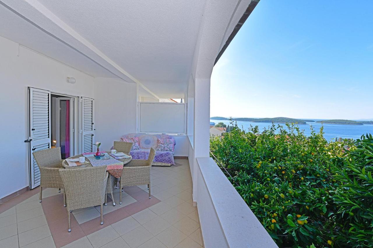 Apartments Biba Hvar Χβαρ Εξωτερικό φωτογραφία