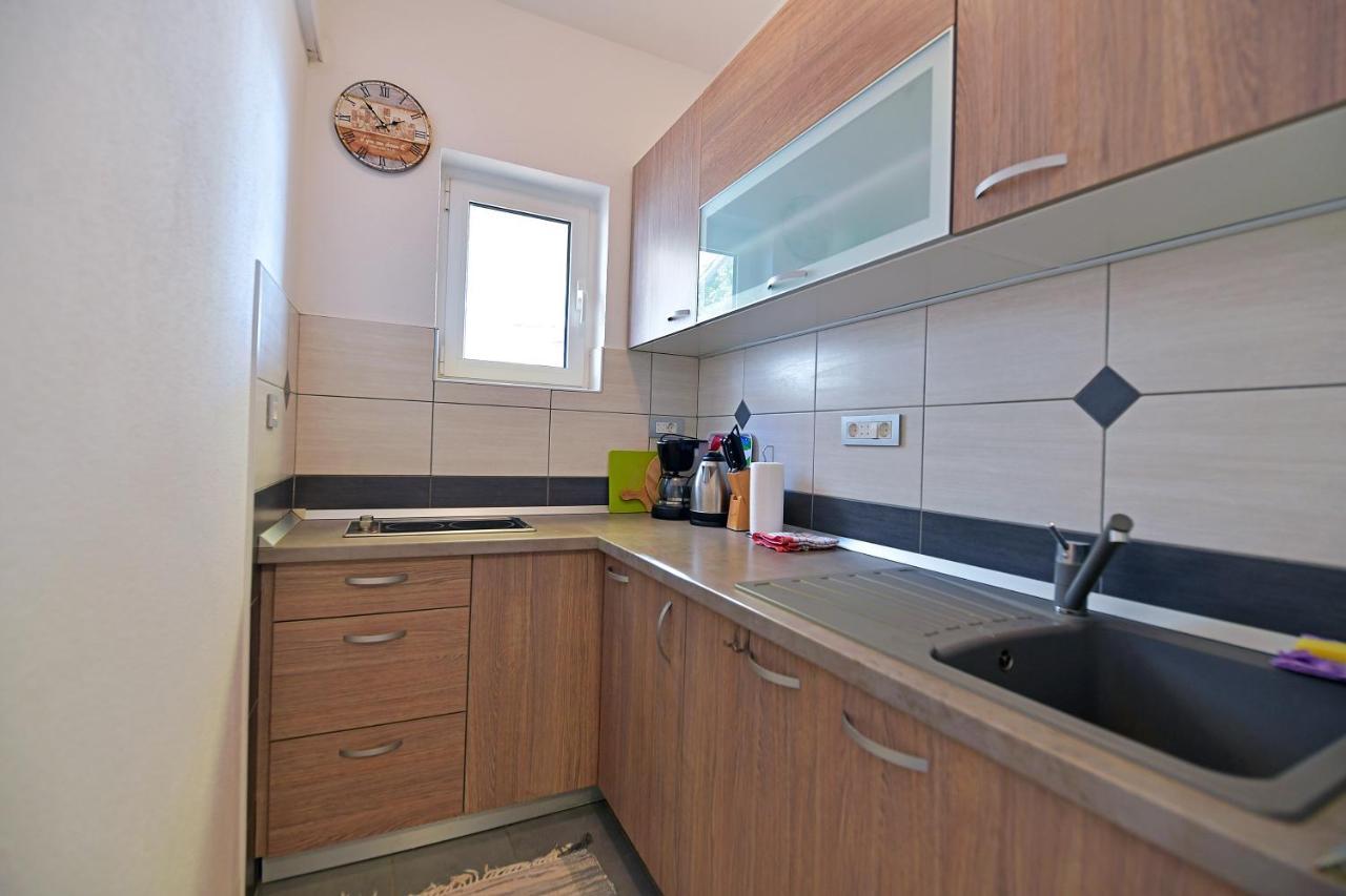 Apartments Biba Hvar Χβαρ Εξωτερικό φωτογραφία